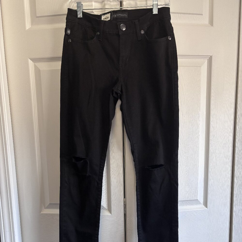 NWT Rock & Republic Skinny Jeans Size 8M Black Distressed Low Rise 28” Inseam